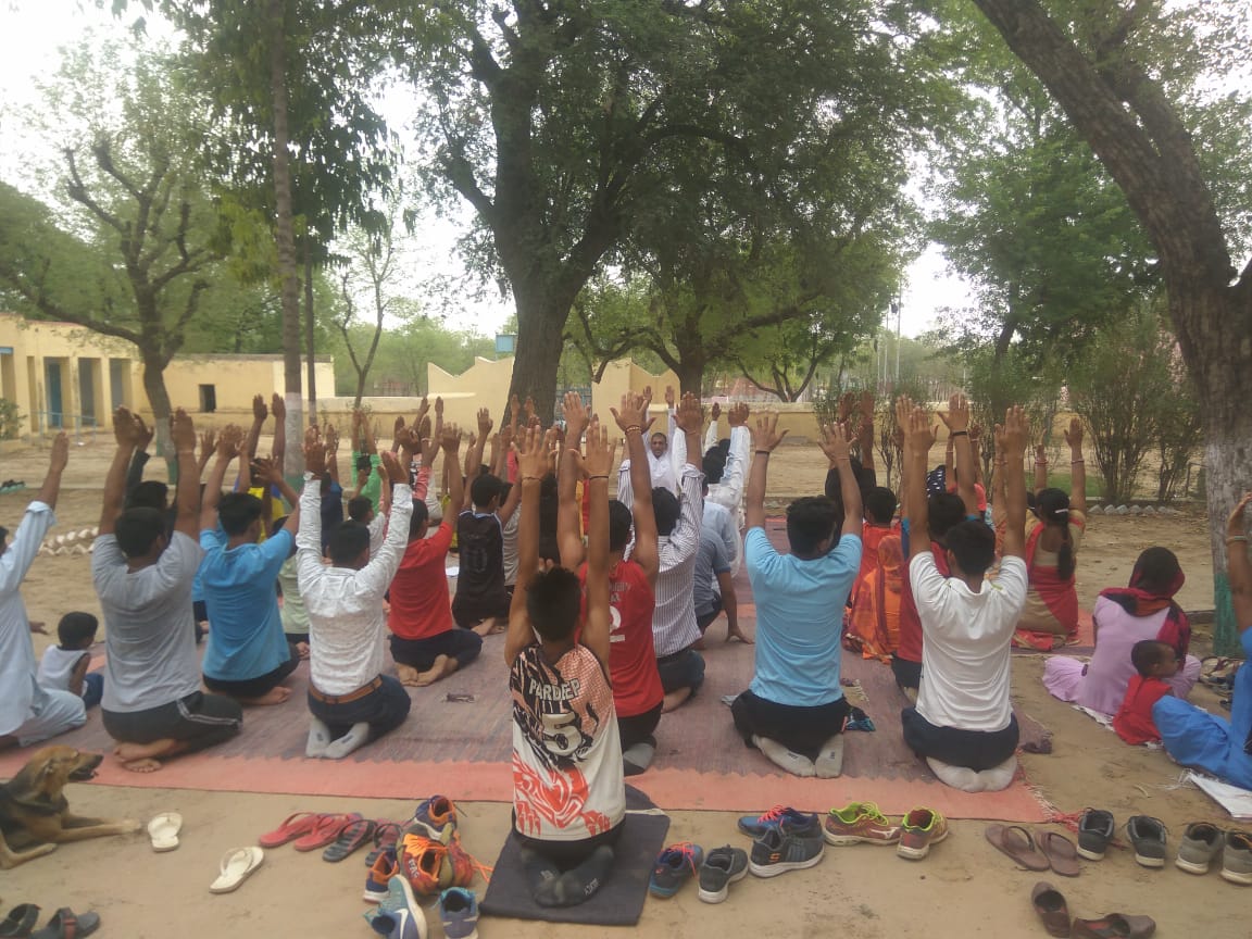 Yoga in Haminpur